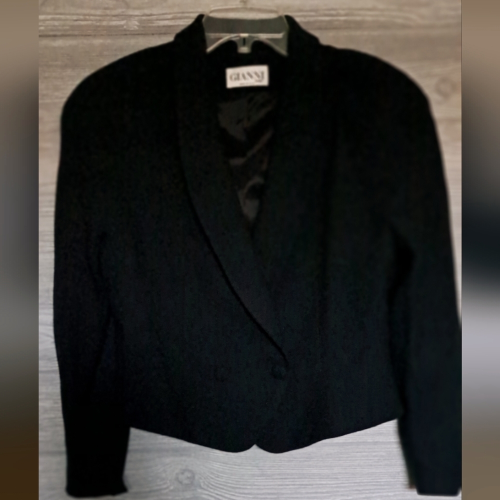 Gianni black 100% wool blazer with lining, pre-owned